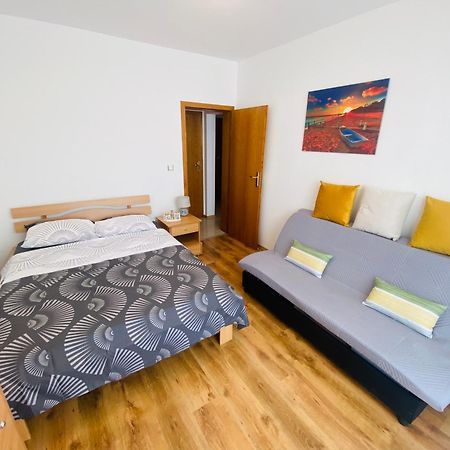 First Line On The Beach Cosy Sea Paradise Apartments Kavarna Extérieur photo