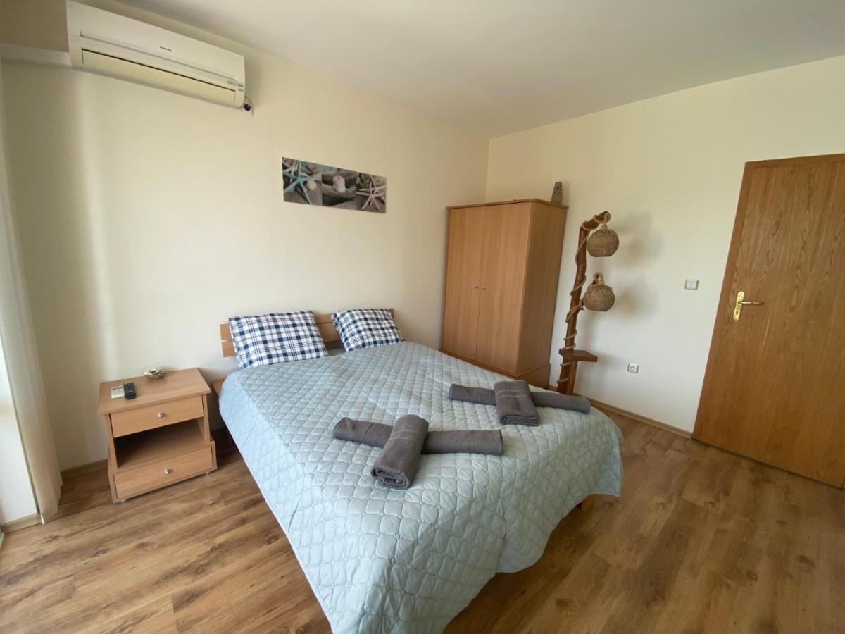 First Line On The Beach Cosy Sea Paradise Apartments Kavarna Extérieur photo