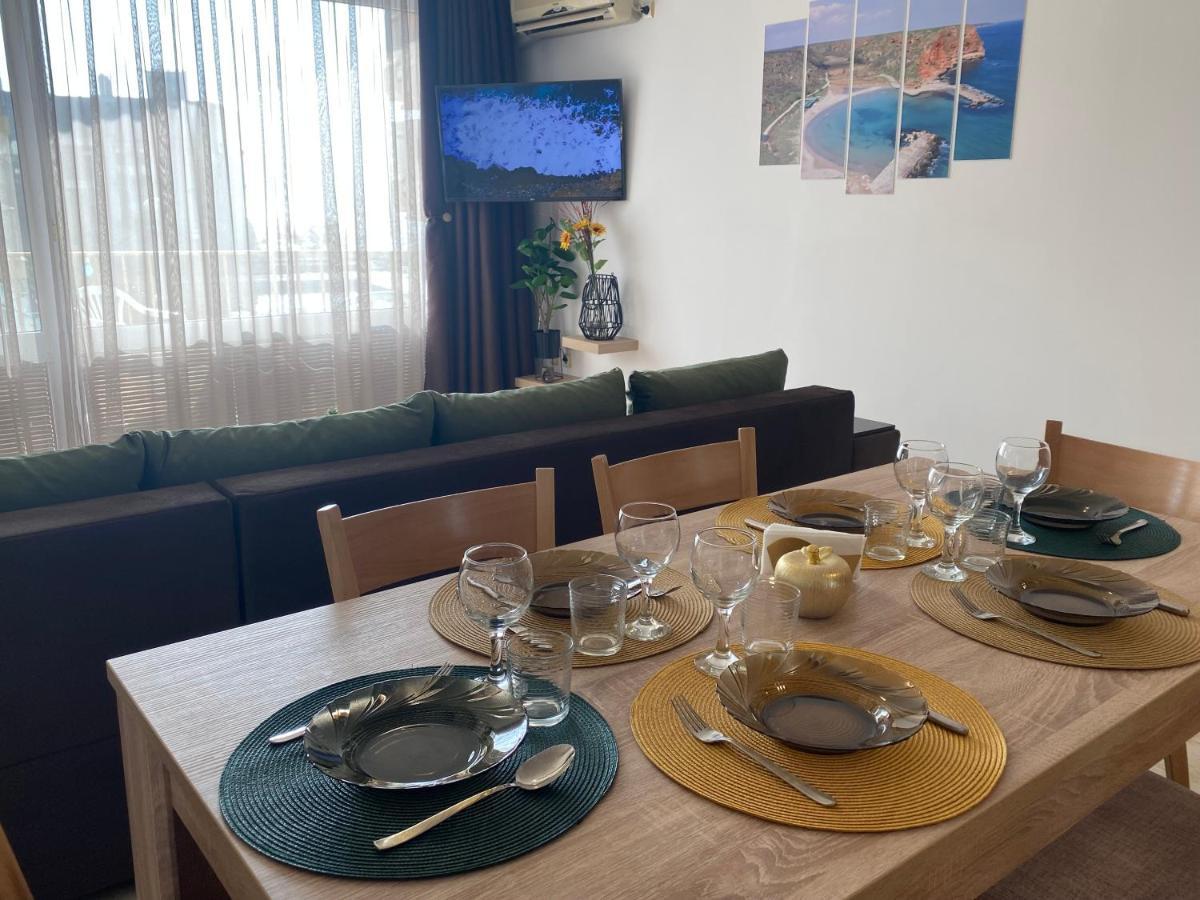 First Line On The Beach Cosy Sea Paradise Apartments Kavarna Extérieur photo