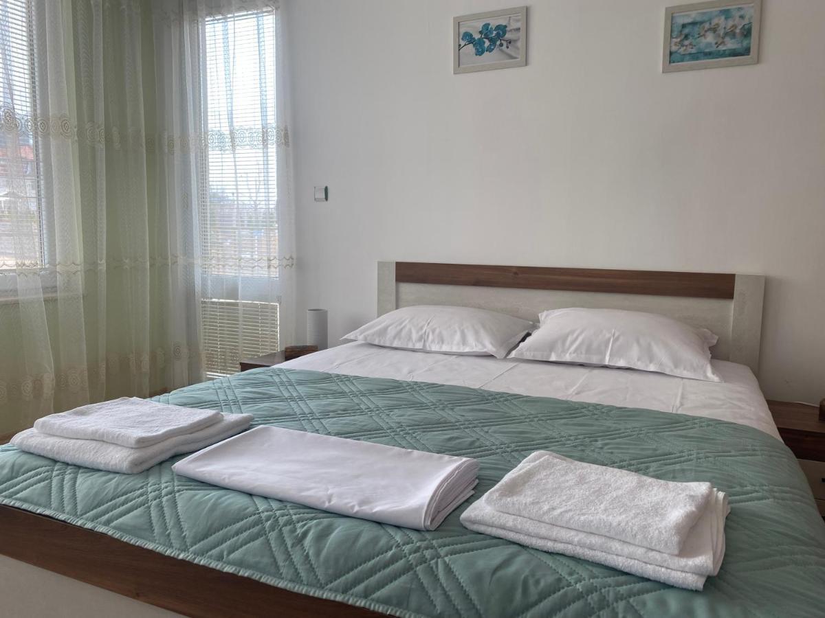 First Line On The Beach Cosy Sea Paradise Apartments Kavarna Extérieur photo