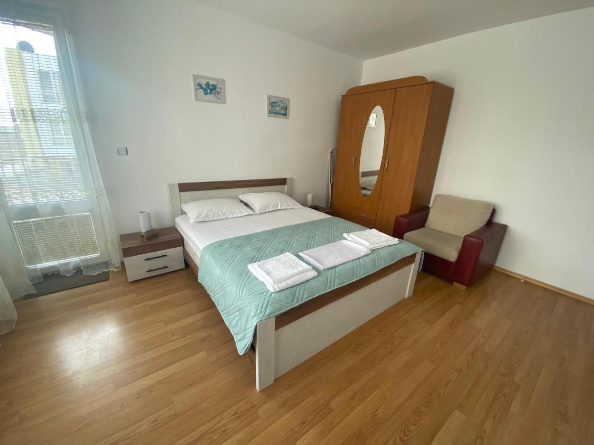 First Line On The Beach Cosy Sea Paradise Apartments Kavarna Extérieur photo