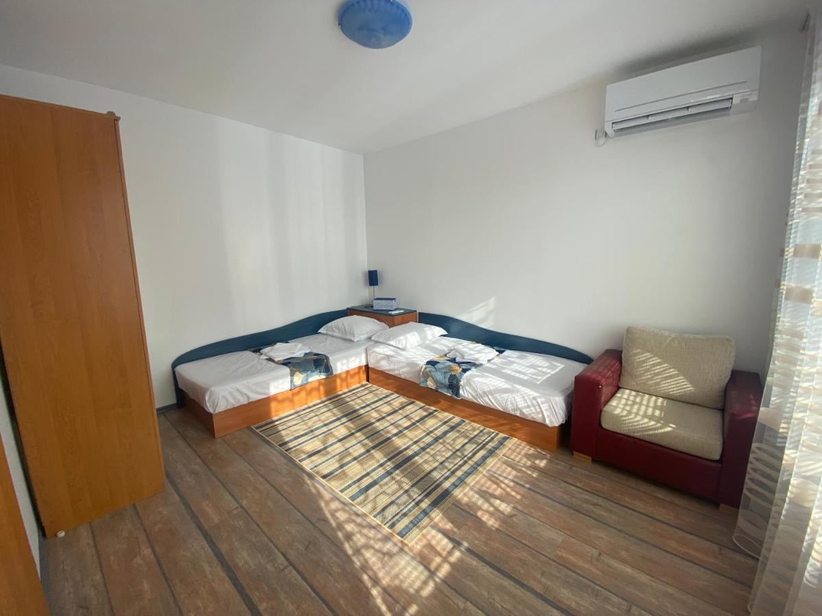 First Line On The Beach Cosy Sea Paradise Apartments Kavarna Extérieur photo