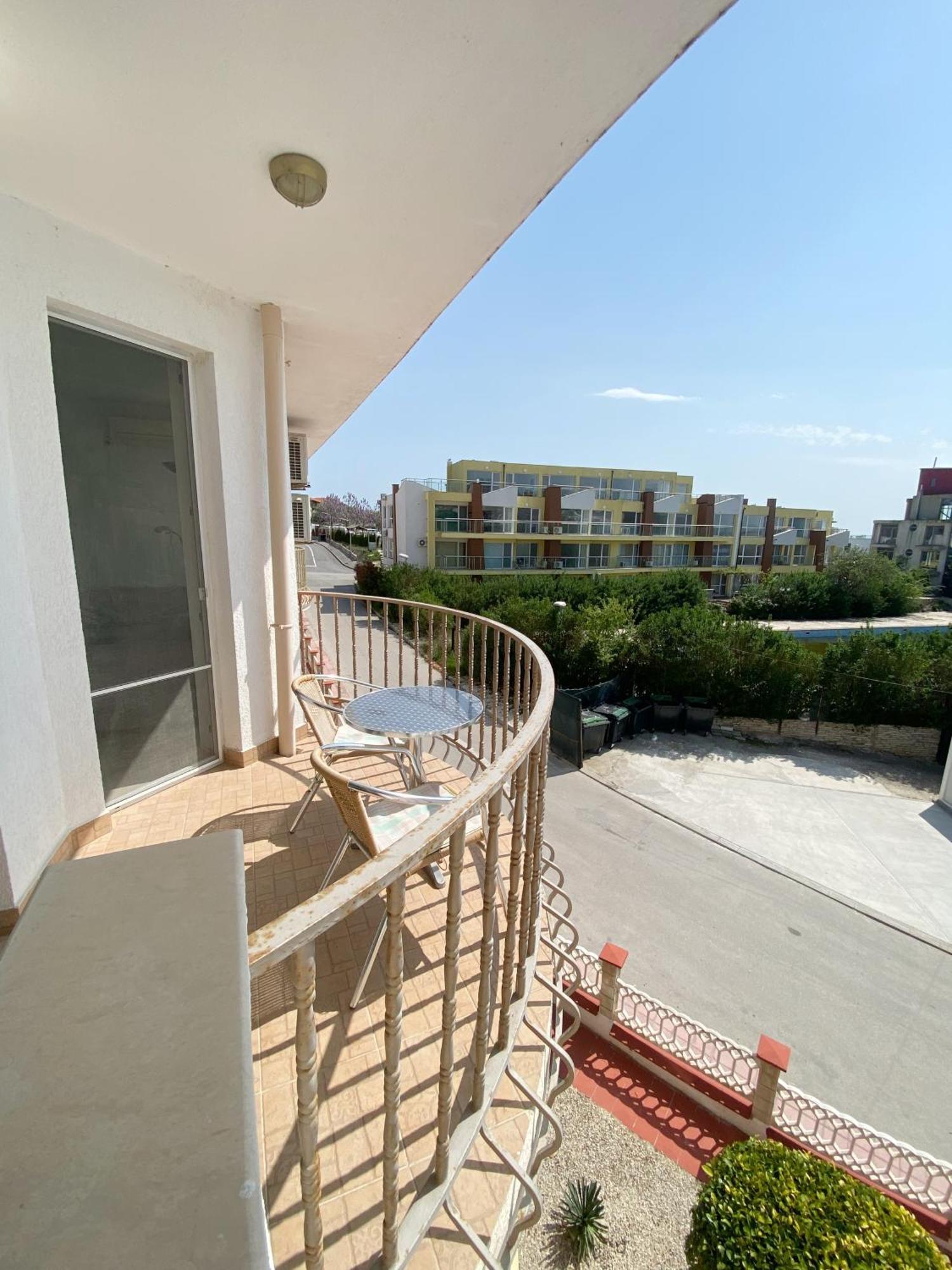 First Line On The Beach Cosy Sea Paradise Apartments Kavarna Extérieur photo